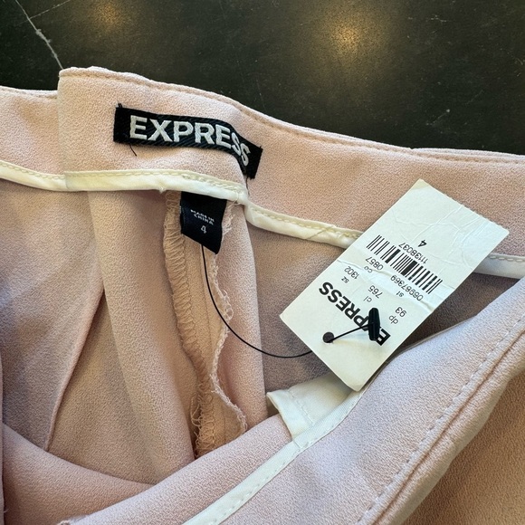 Express Women’s Skort Light Pink Size 4 - Picture 3 of 4